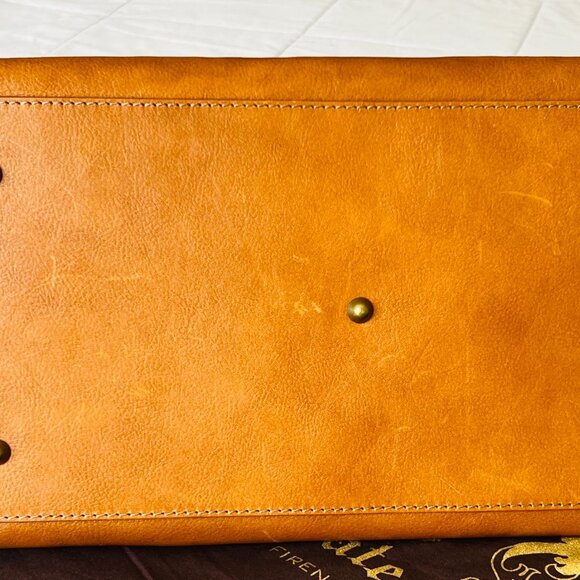 PRATESI Made in Italy Leather Satchel 💼 Elegant Gold Hardware, Adjustable Strap - Picture 13 of 16